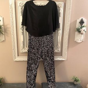 ❌SOLD❌BCBG MAXAZARI DRESSY JUMPSUIT SIZE LARGE